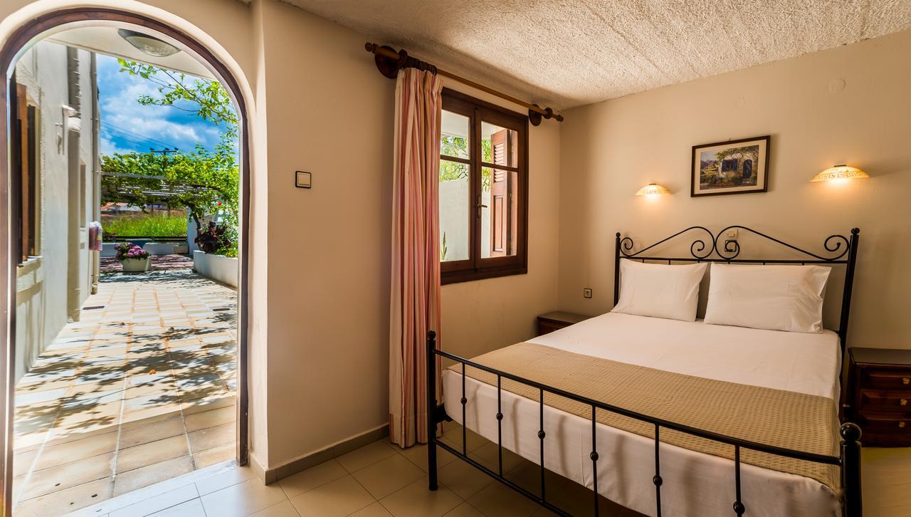 Villa Merabello Agia Marina Eksteriør bilde