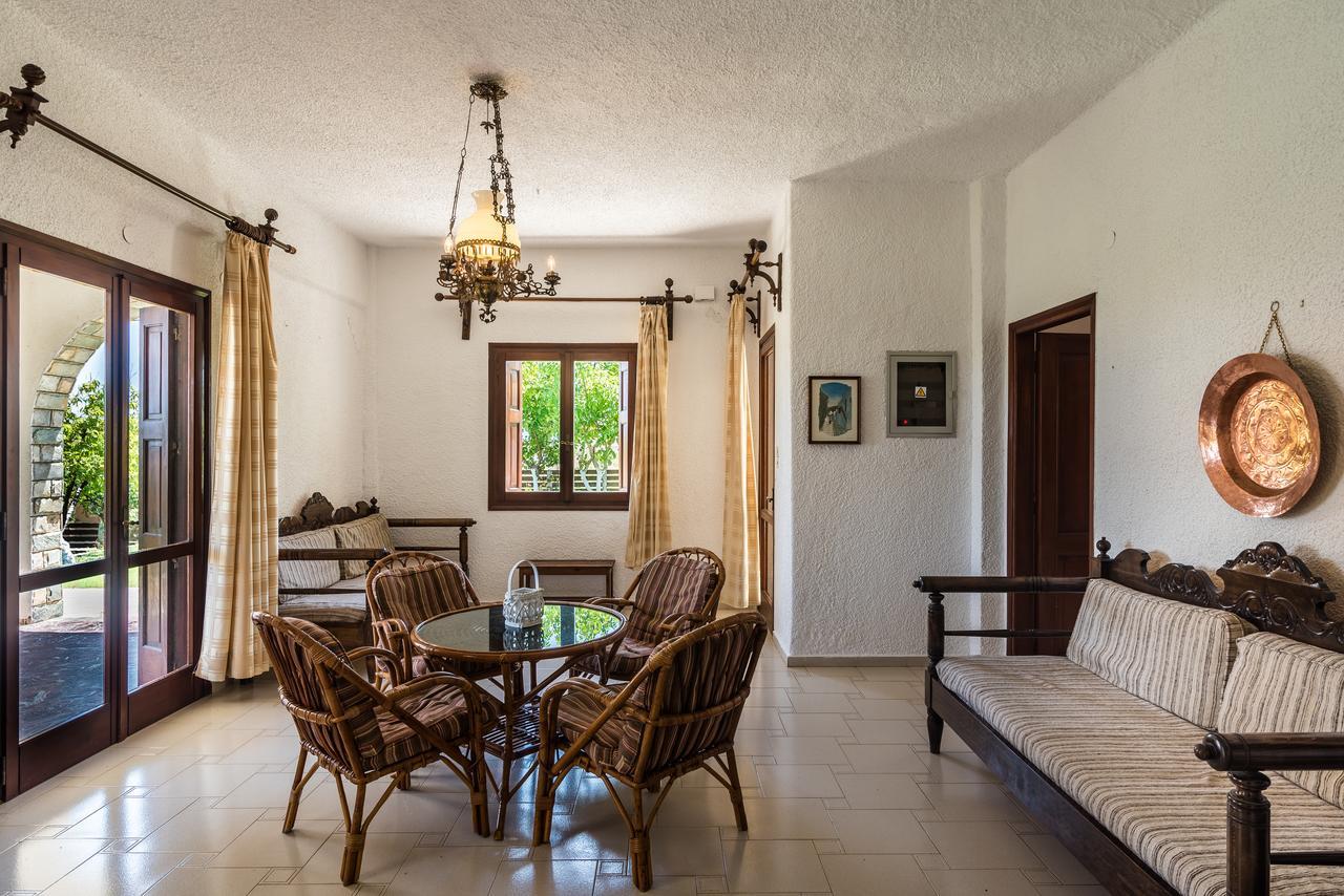 Villa Merabello Agia Marina Eksteriør bilde